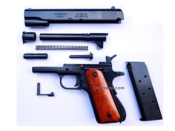Asejäljitelmät pistoolit 1911-A1 erikoismallit.